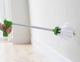 RoachWrangler™ - One Handed Insect Catching Tool