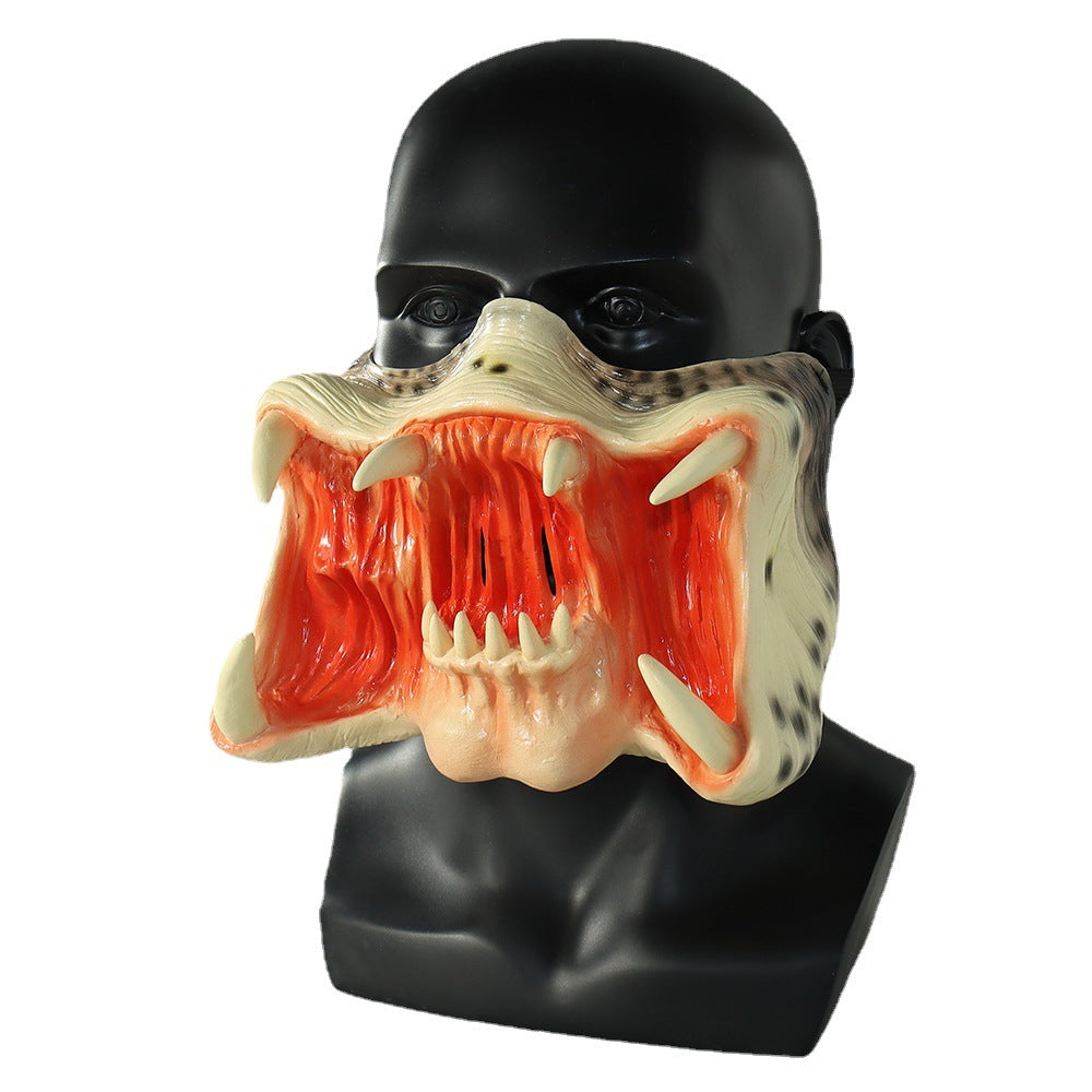 Latex Predators Face Mask - Realistic Costume Accessory for Enthusiasts