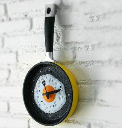 Unique Kitchen Decor Wall Clock with Modern Egg Art Design